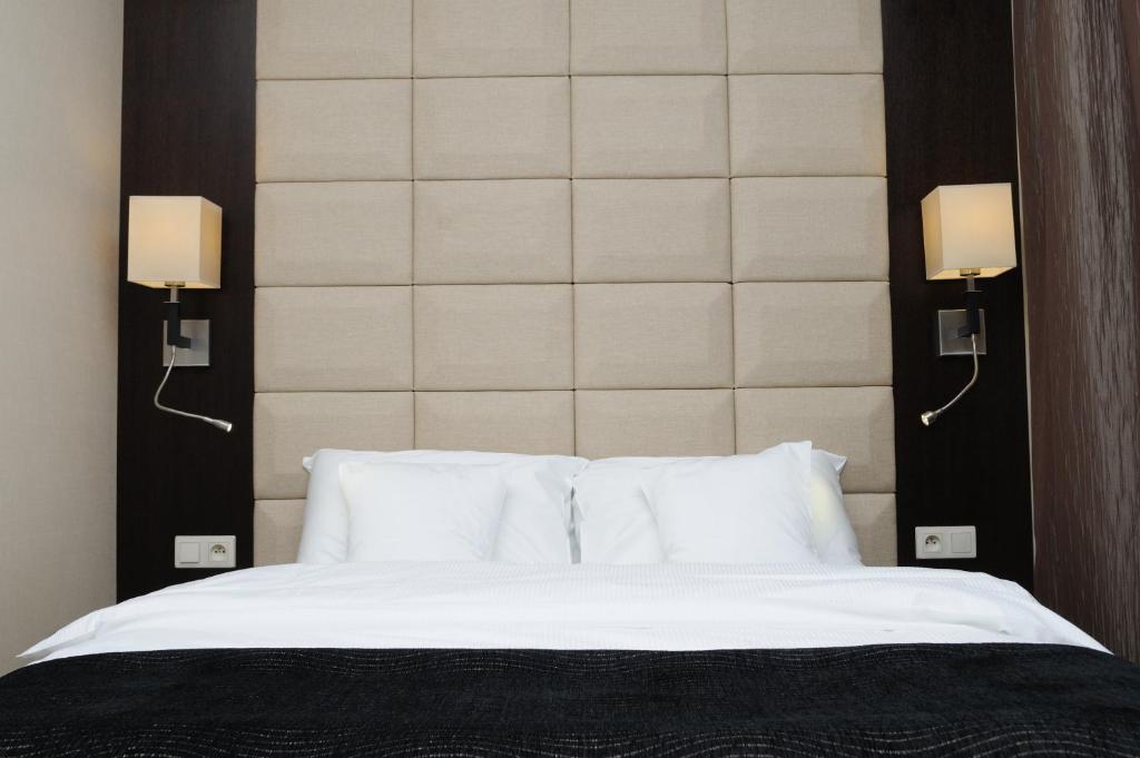 Arte Hotell Brzeg Rum bild